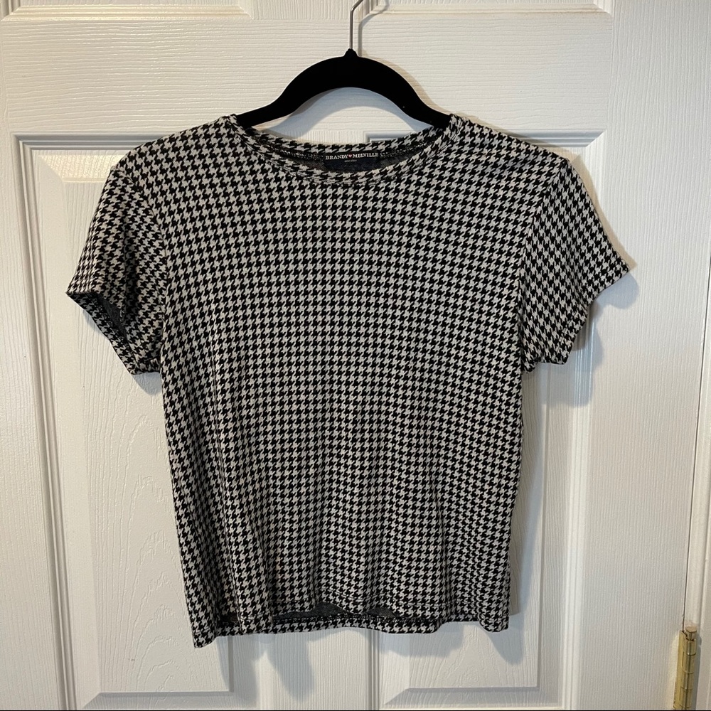 Brandy melville houndstooth short sleeve crop top